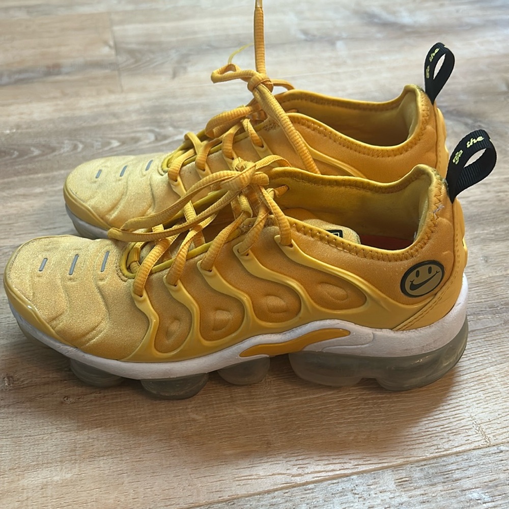 Nike Air Vapormax plus ‘Go The Extra Smile’ size 6.5